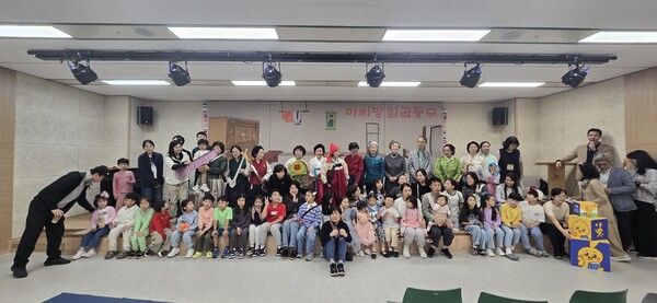▲ 경기도, 평생독서 프로젝트 ‘천권으로(路)’ 체험형 독서문화 행사 진행