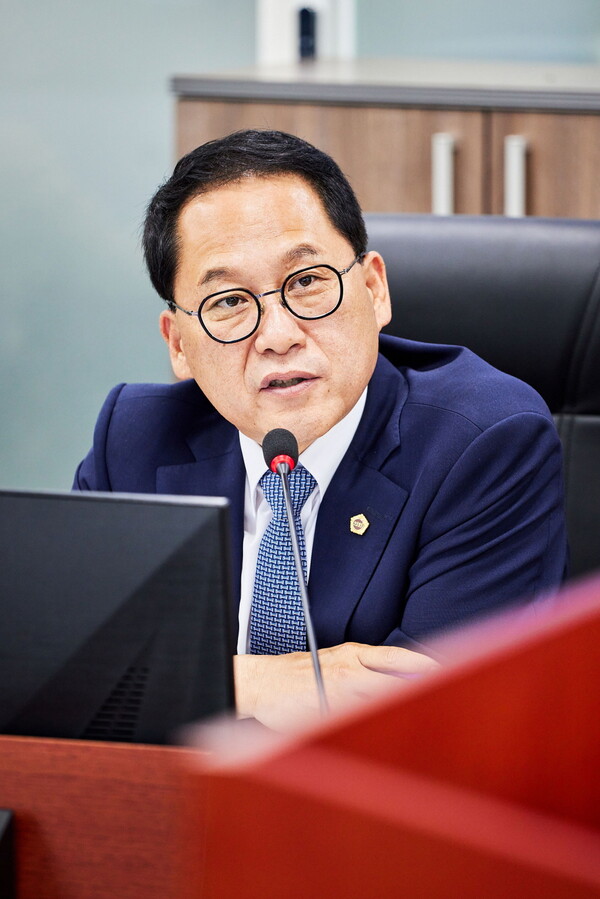 ▲ 안광률 경기도의원 “시화호 활성화를 위해 친환경 에너지· 해양레저 산업 적극 추진해야”